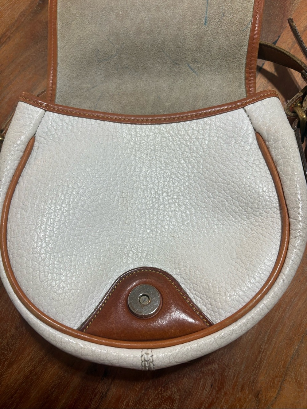 Dooney & Bourke White and Brown Pebbled Leather Crossbody Bag - Picture 4 of 9